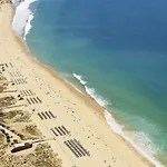 Palmares Beach, Golf & Dream 라고스